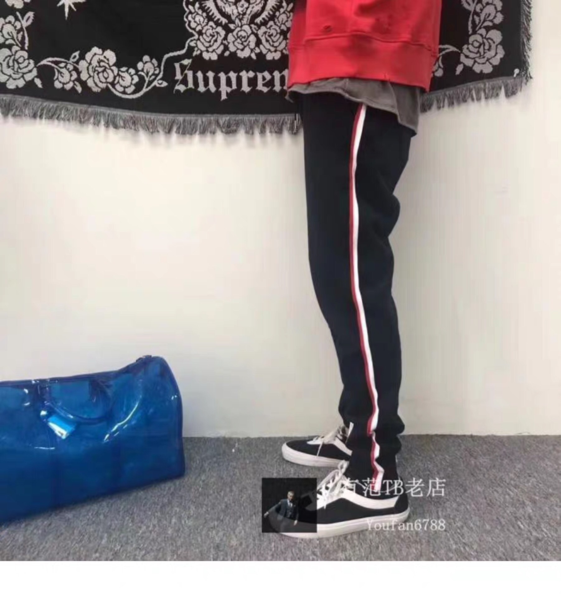톰브라운 삼선 트레이닝 펜츠 네이비