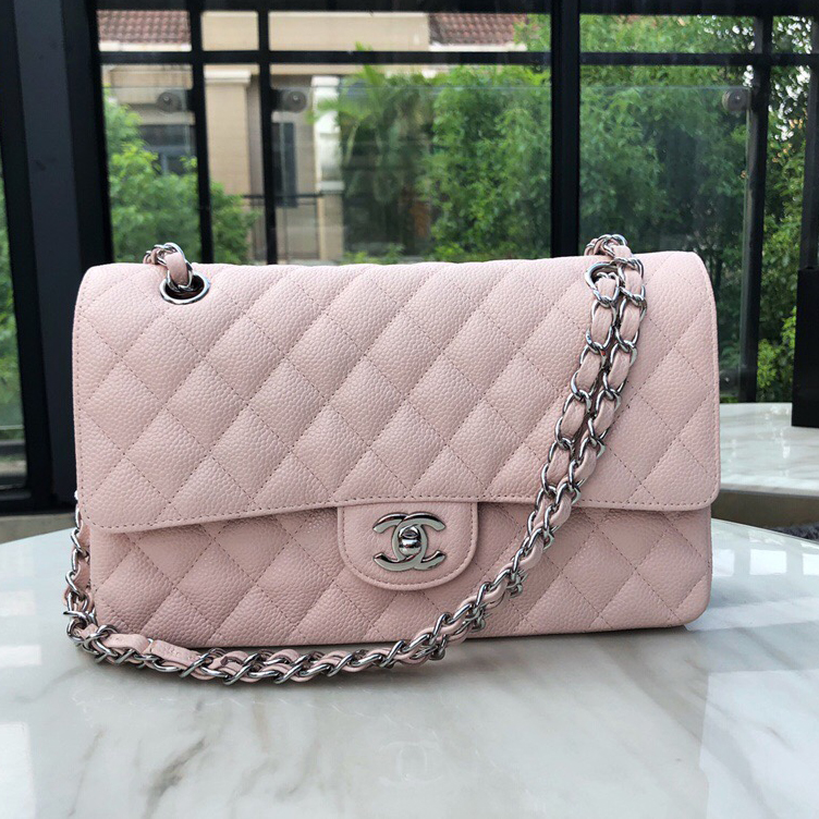 샤넬 클래식 미듐 25cm 캐비어