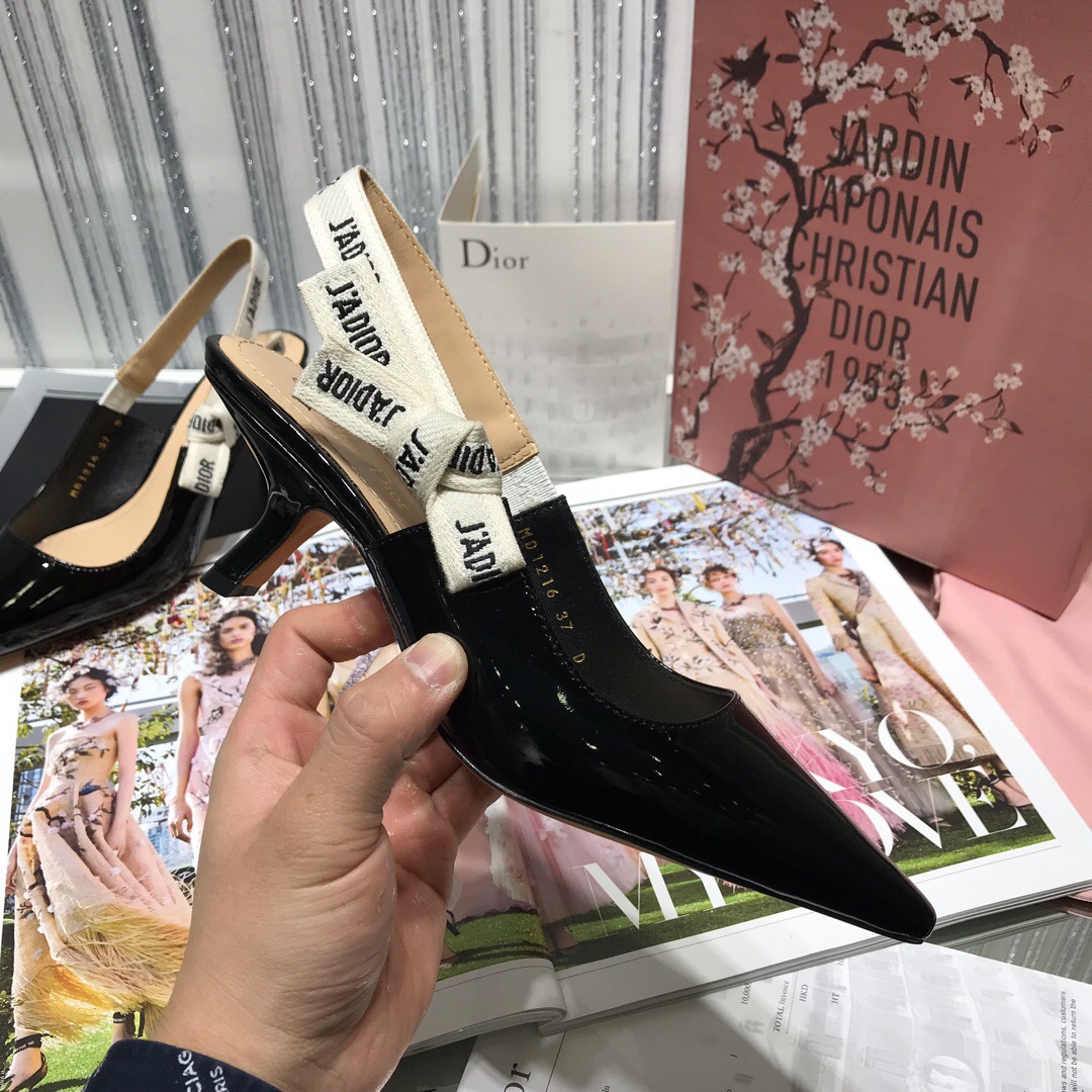 디올 페이던트 블랙 6.5cm