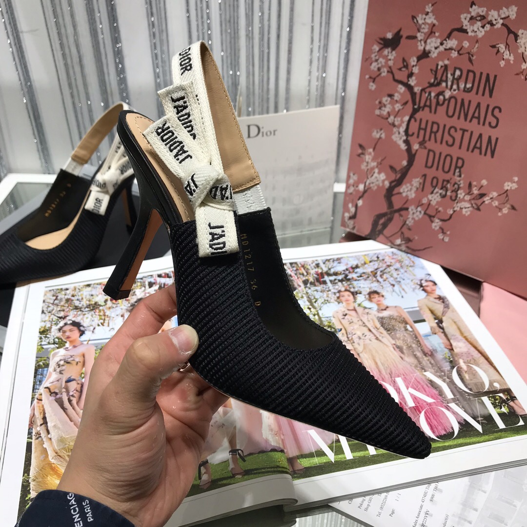 디올 페이브릭 슬링백 10cm