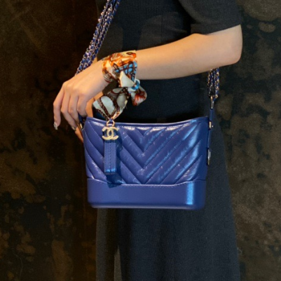 샤넬 가브리엘 호보백 쉐브론 20cm