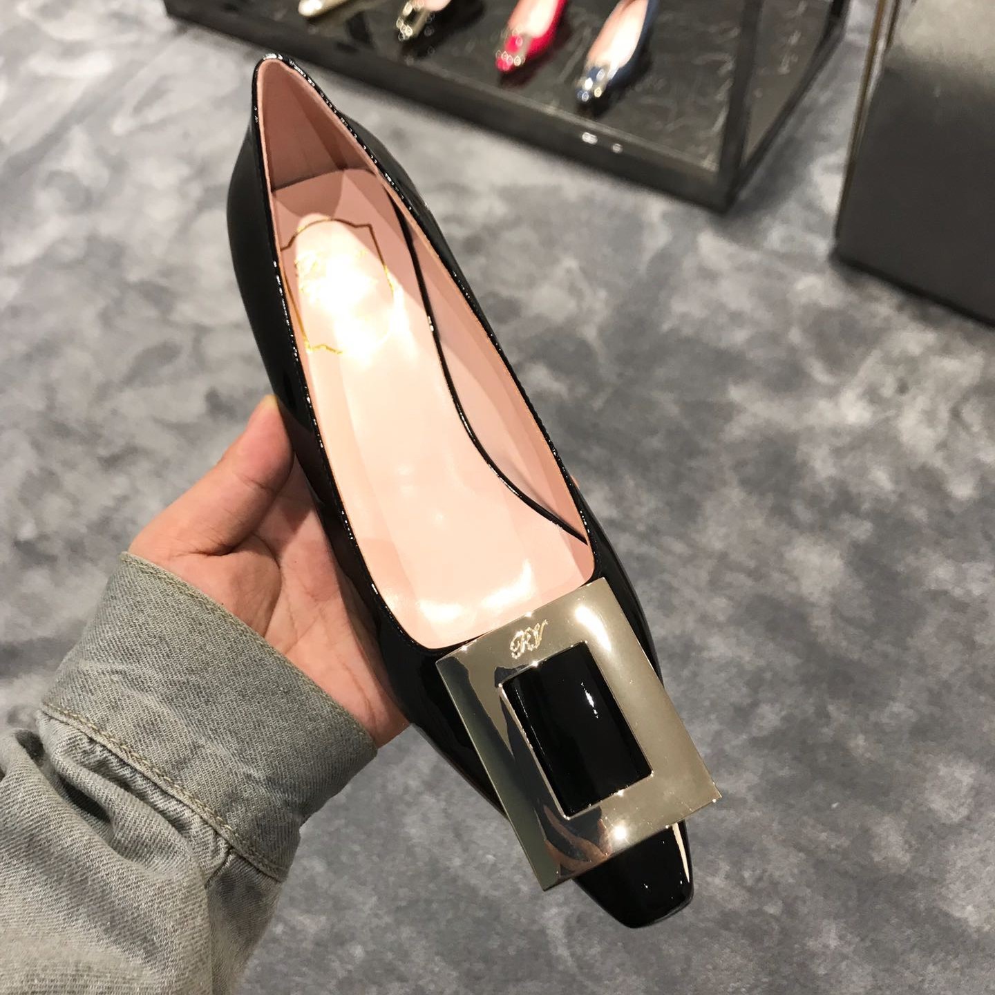 로저비비에 미들 힐 4.5cm