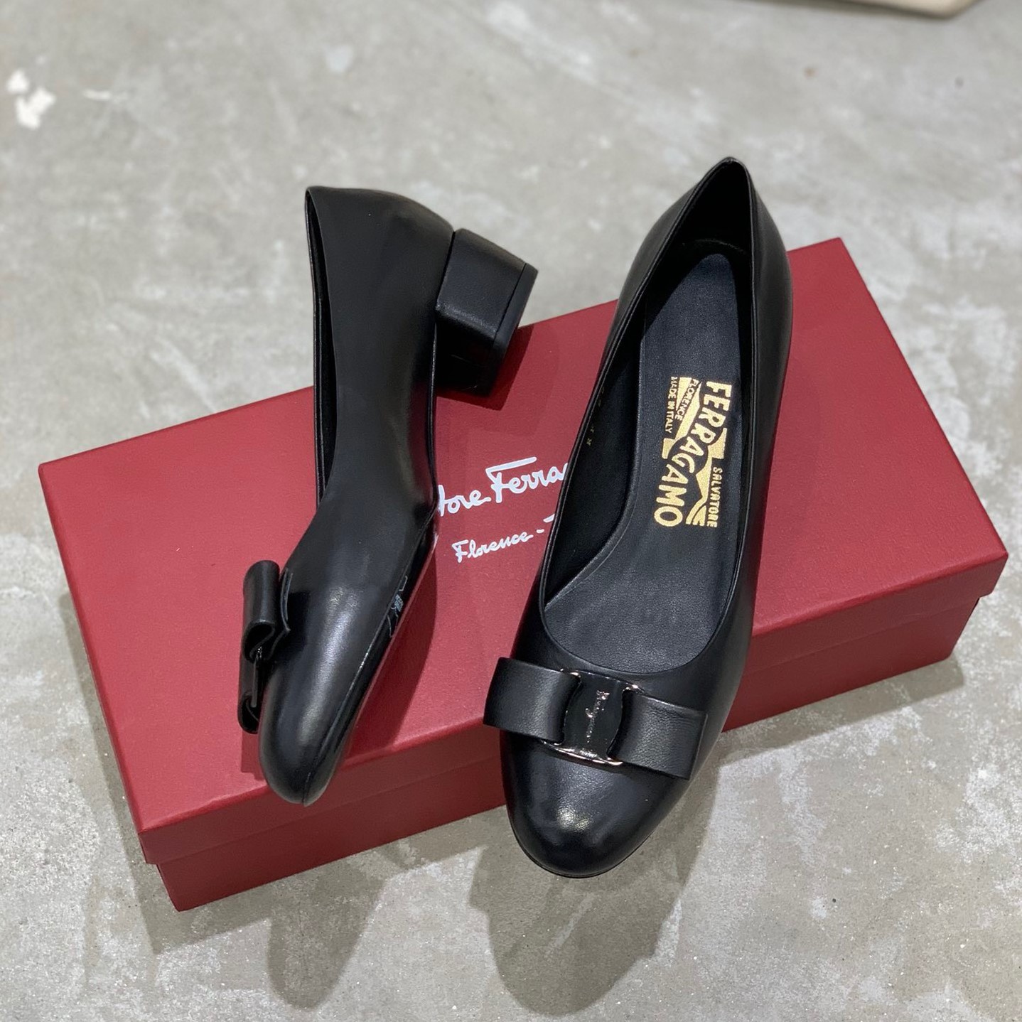 페레가모 바라 보우 3cm