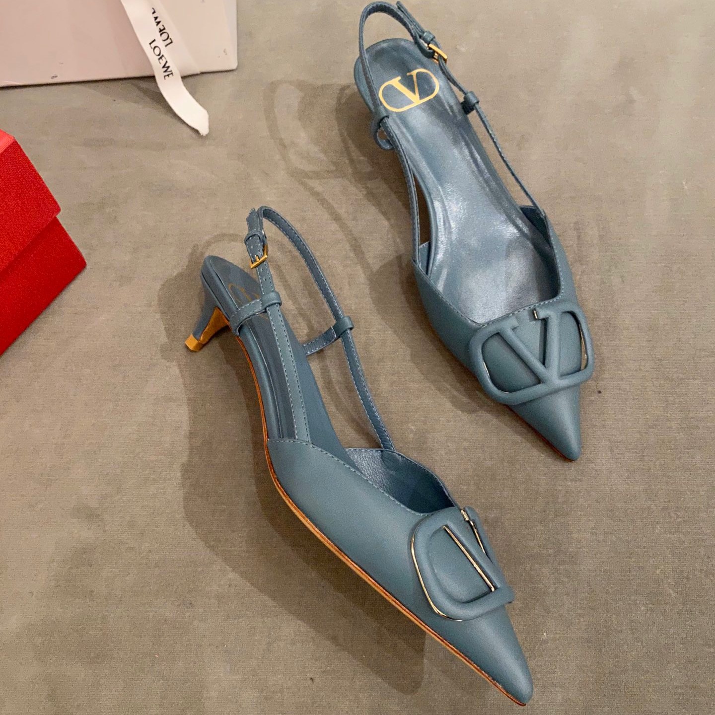 발렌티노 브이링 샌들 8.5cm