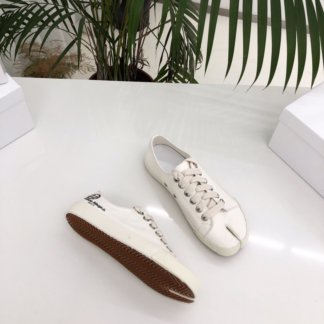 메종 마르엘라 타비 스니커즈