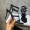 발렌티노 락스터드 샌들 힐 10.5cm