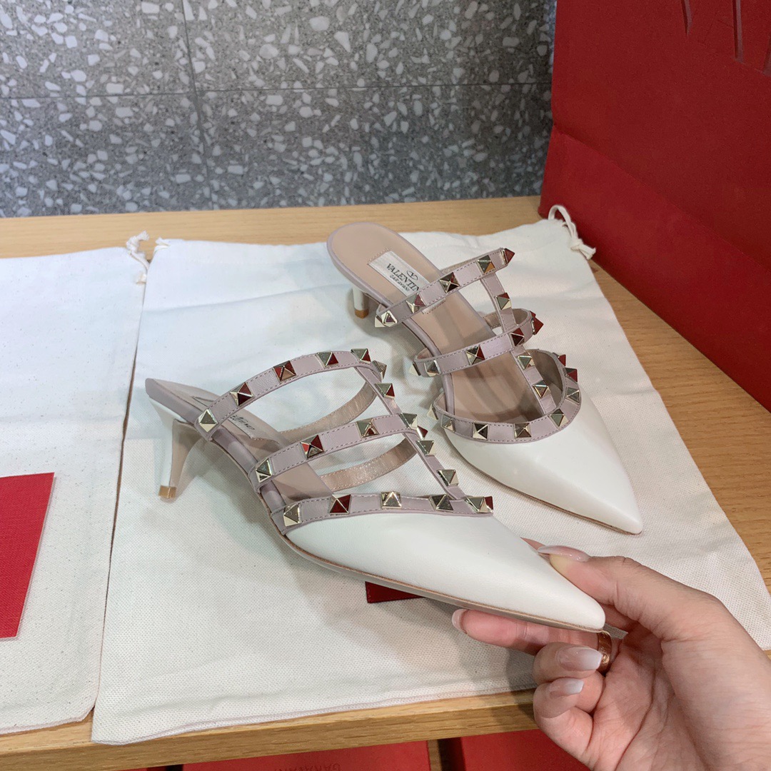 발렌티노 락스터드 뮬 4.5cm