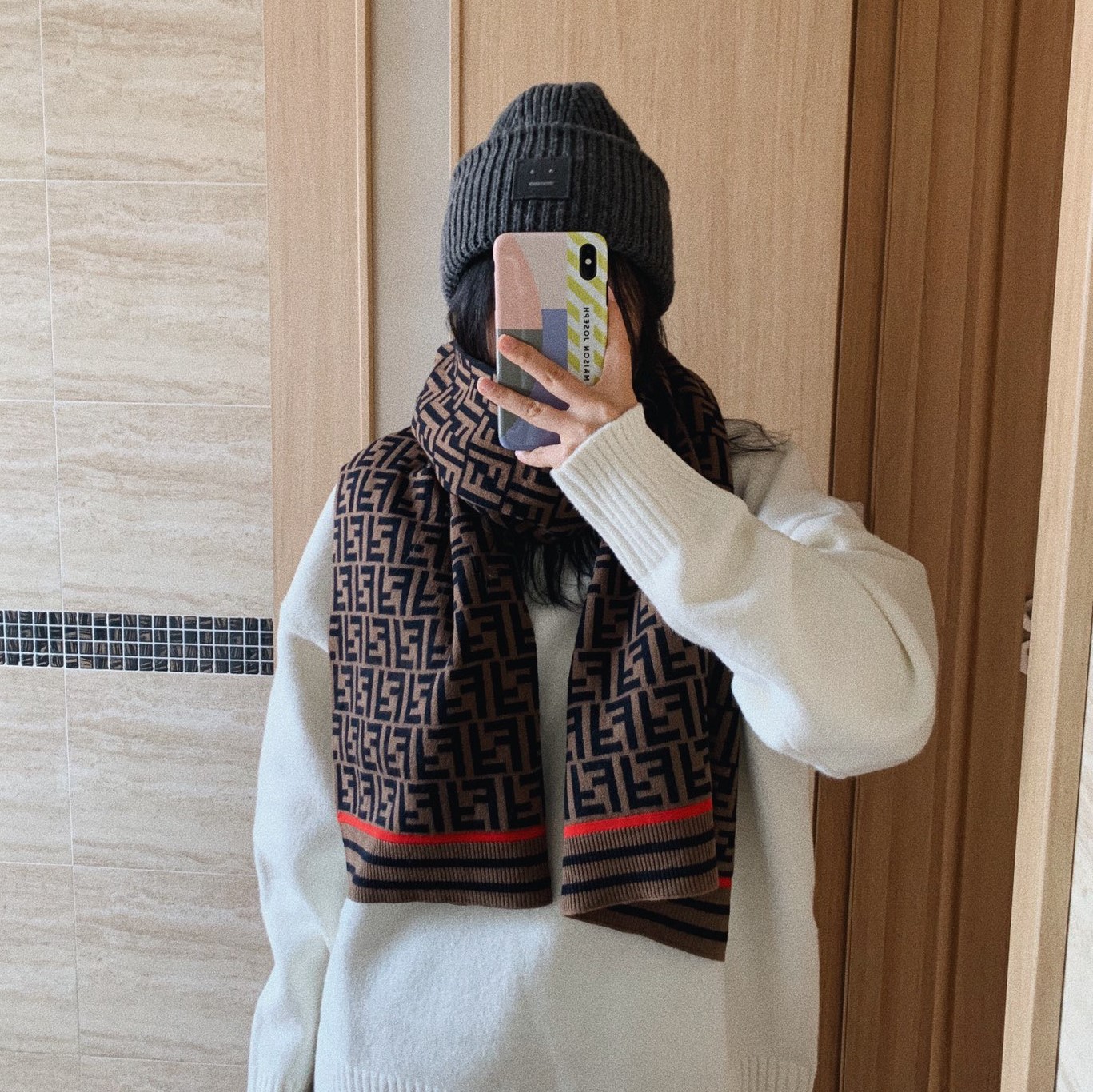 펜디 머플러