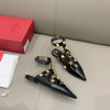 발렌티노 로만스터드 스트랩 슈즈