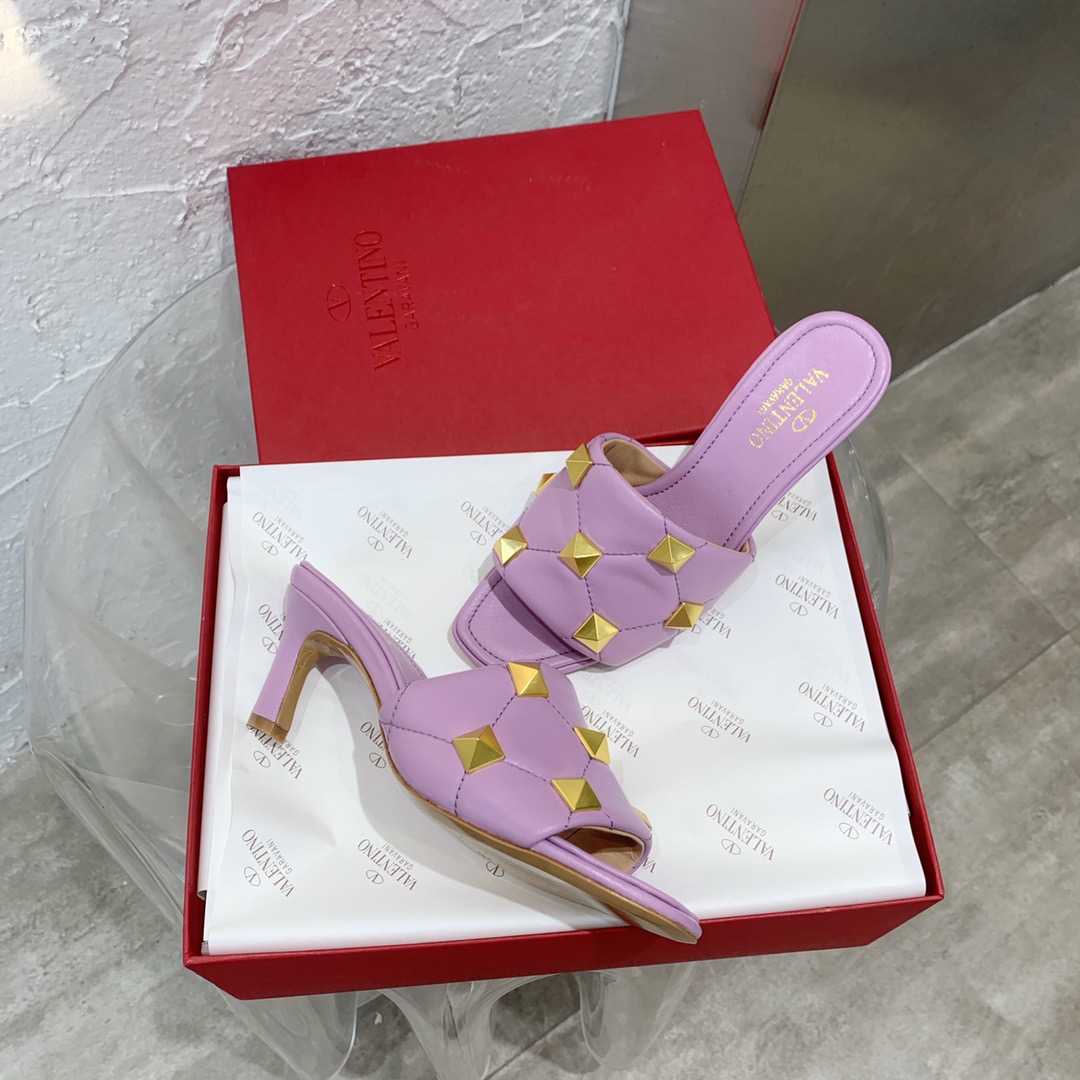 발렌티노 로만 스터드 슬라이드 샌들 6.5cm