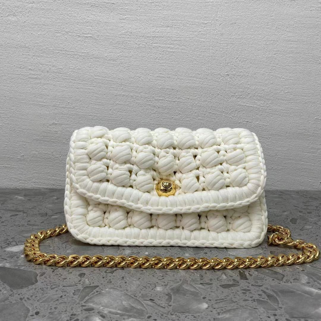 보테가베네타 crochet 백