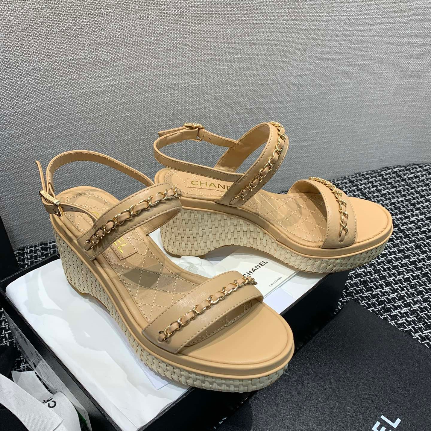 샤넬 웨지 트위드 9cm