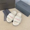 발렌시아가 퍼 슬리퍼