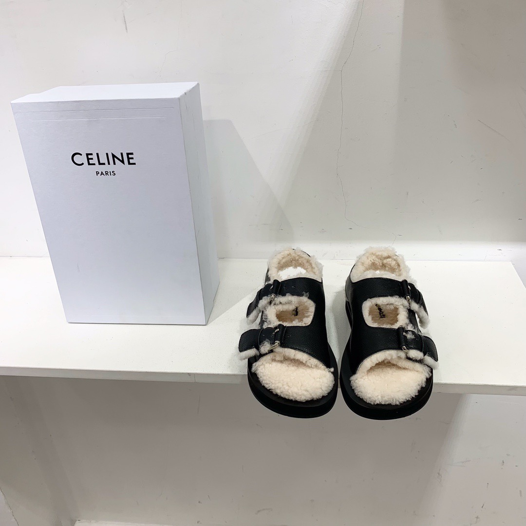 셀린느 양털 샌들