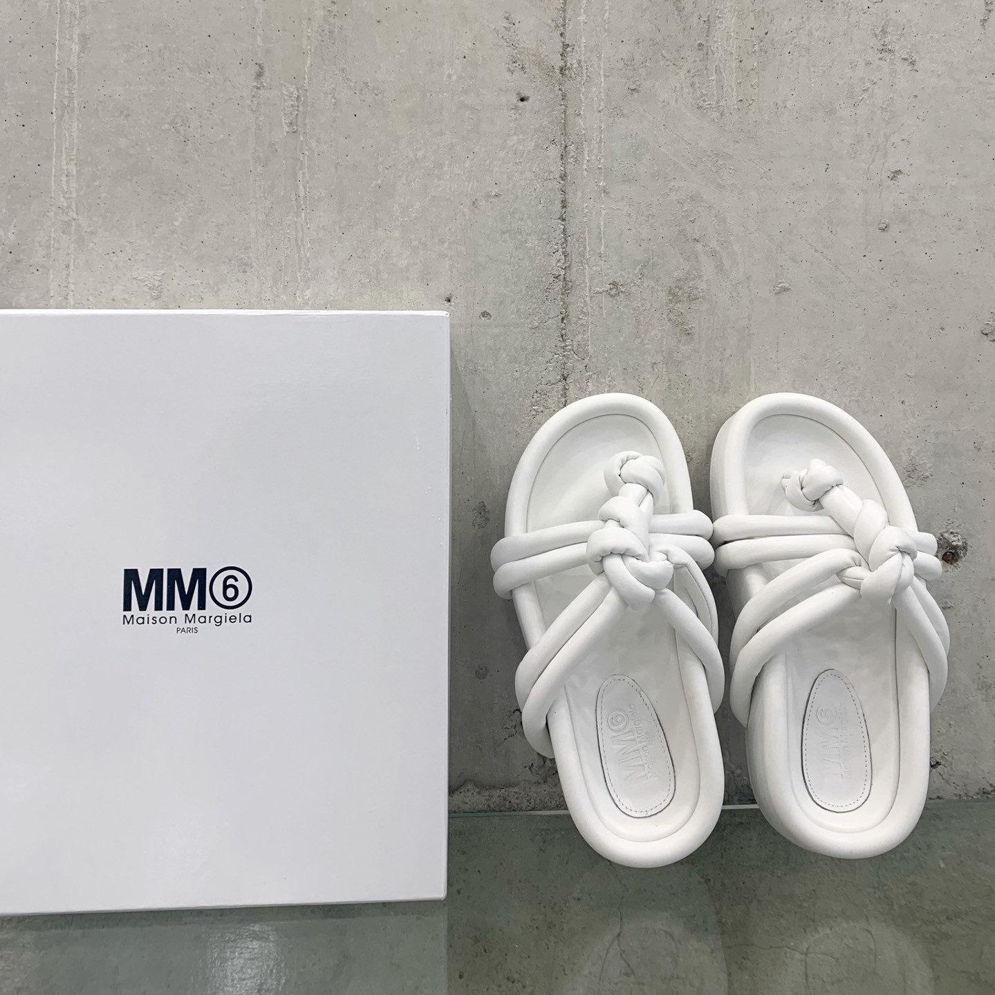 마르지엘라 청키 미뇽 슬리퍼