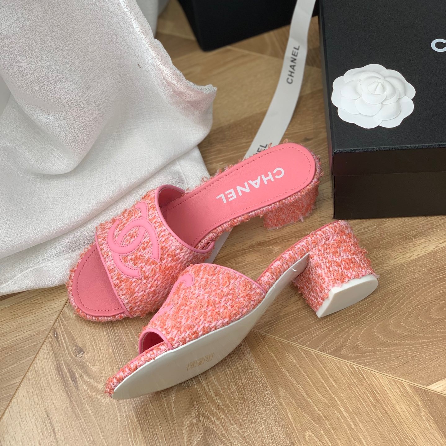 샤넬 트위드 CC 로고 뮬 4cm
