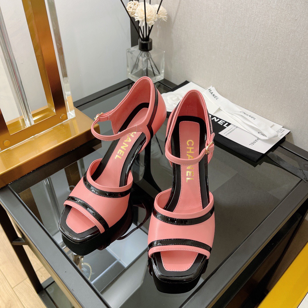 샤넬 오픈 샌들 8.5cm
