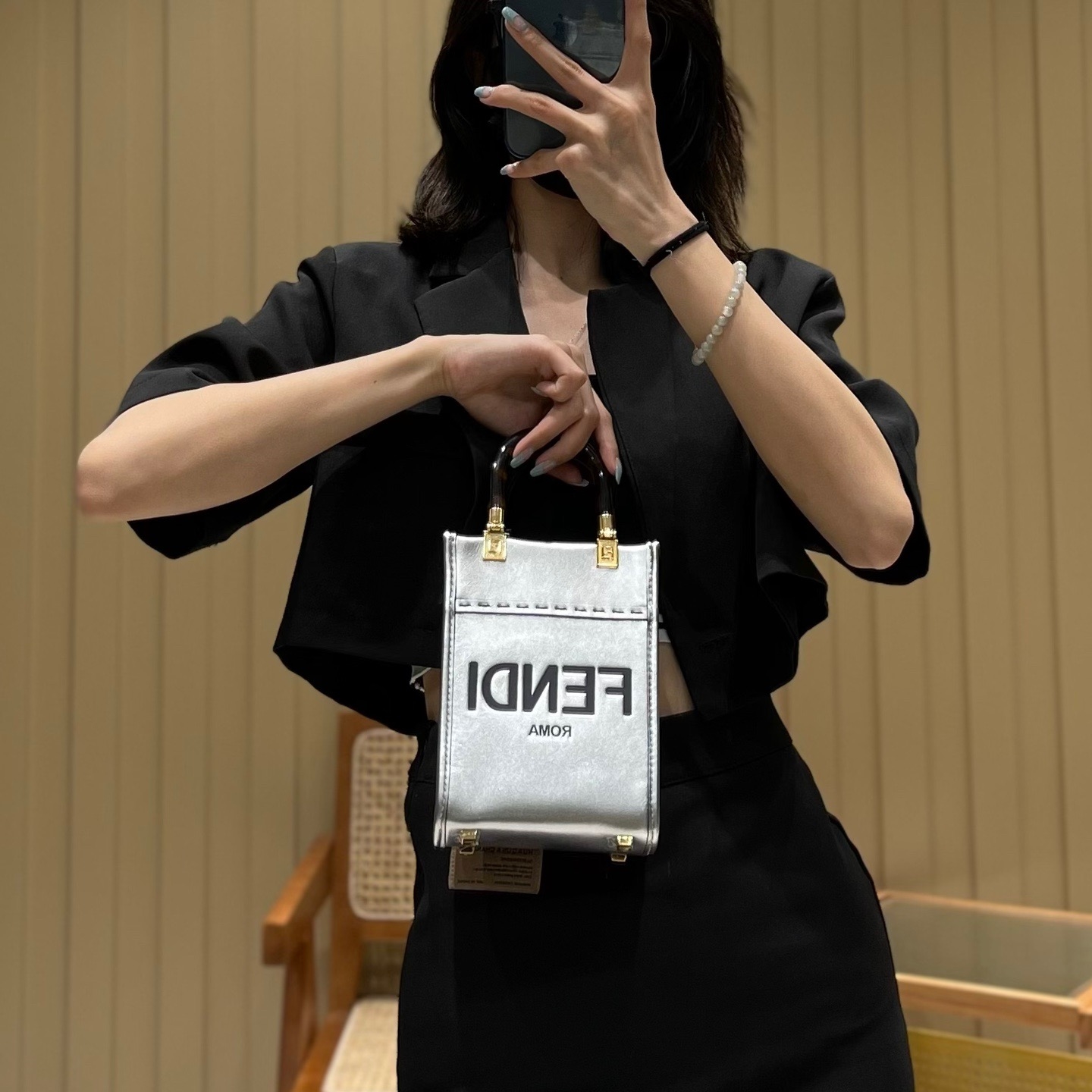 펜디 선샤인 쇼퍼 가죽 미니백