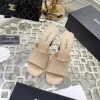 샤넬 페이던트 백로고 포인트 뮬 8.5cm