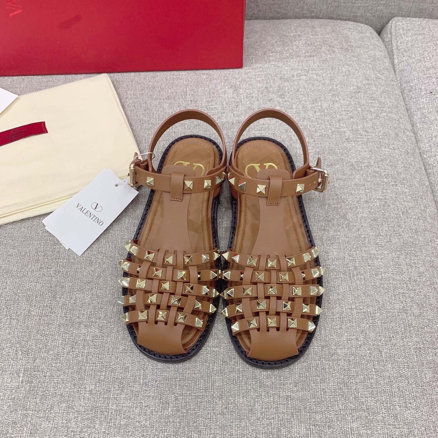 발렌티노 젤리 샌들