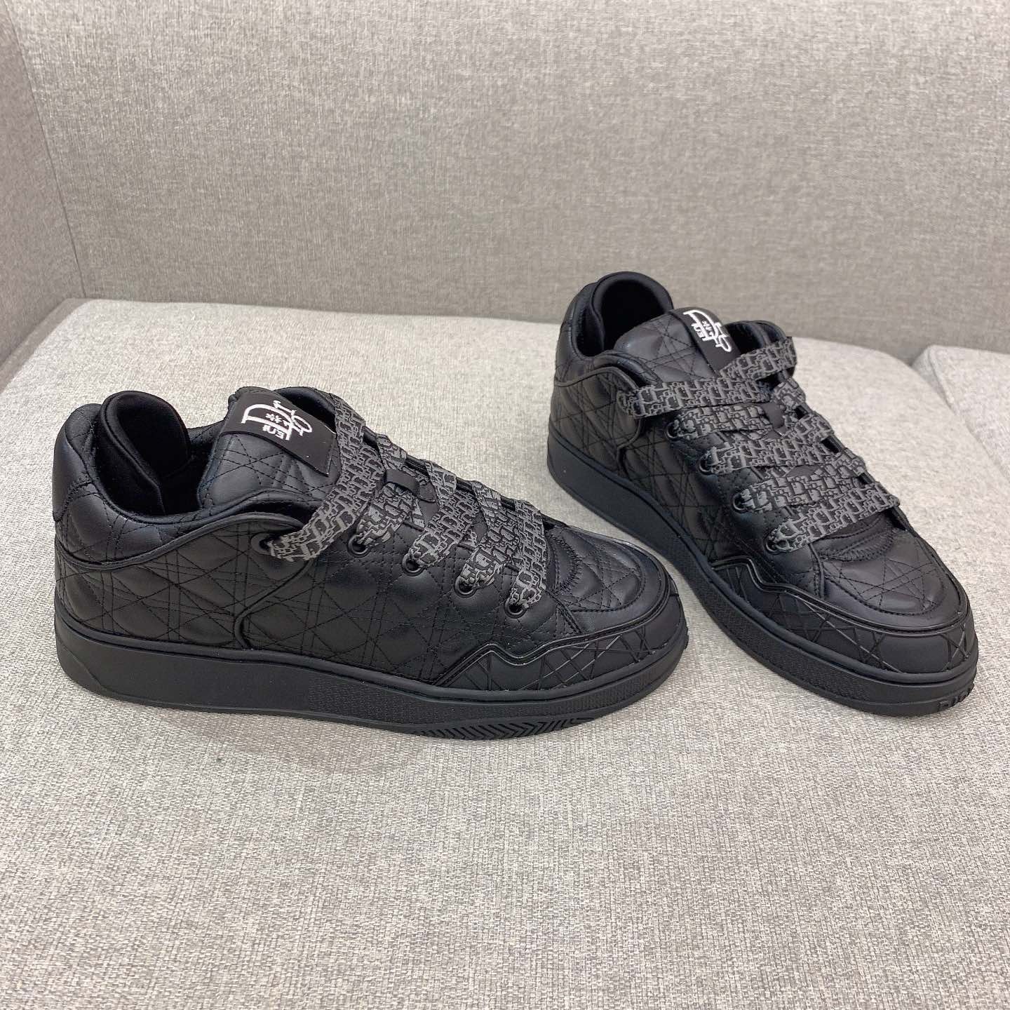 디올 B9S 스니커즈