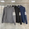 톰브라운 바람막이