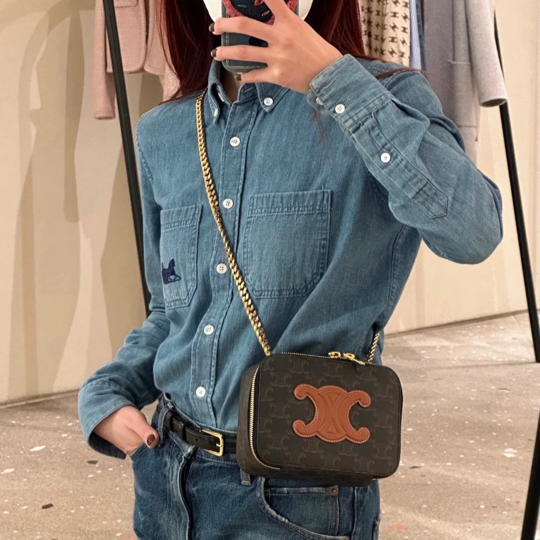 셀린느 트리오페 박스 온 체인 백