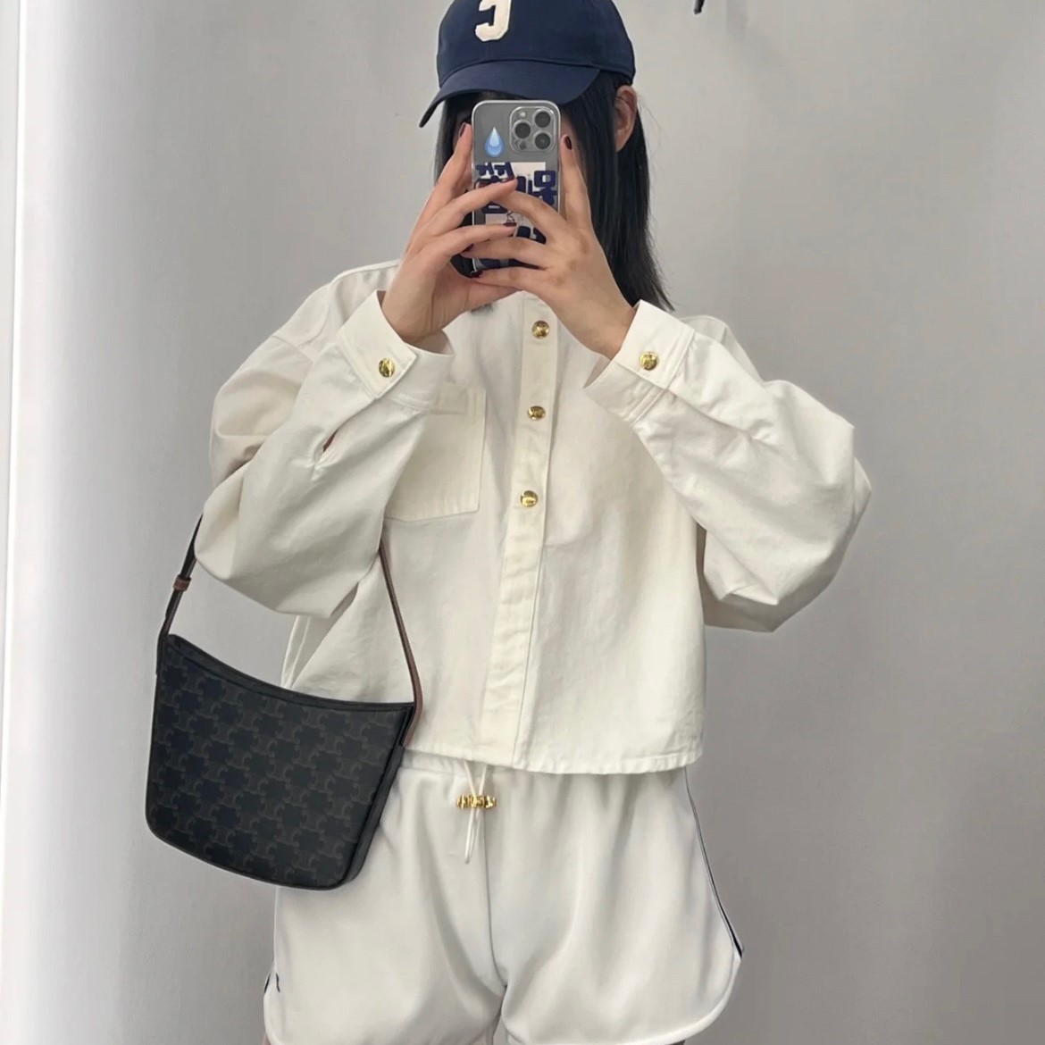 셀린느 미디엄 크로크백