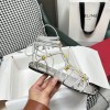 발렌티노 ROCKSTUD NET 키드스킨 샌들