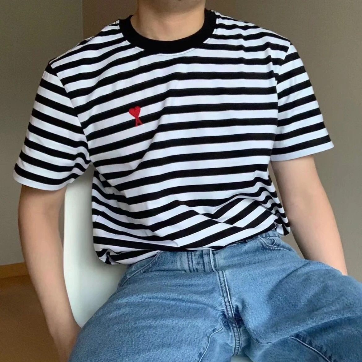 AMI 스트라이프 티