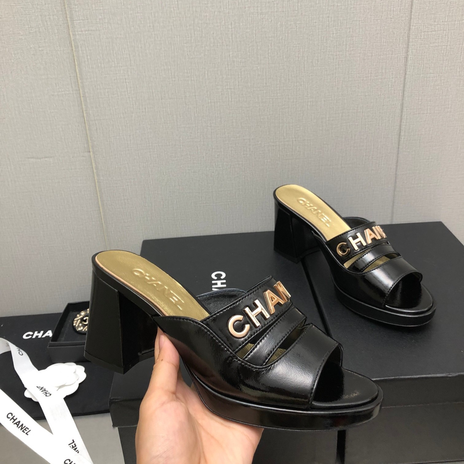 샤넬 뮬
