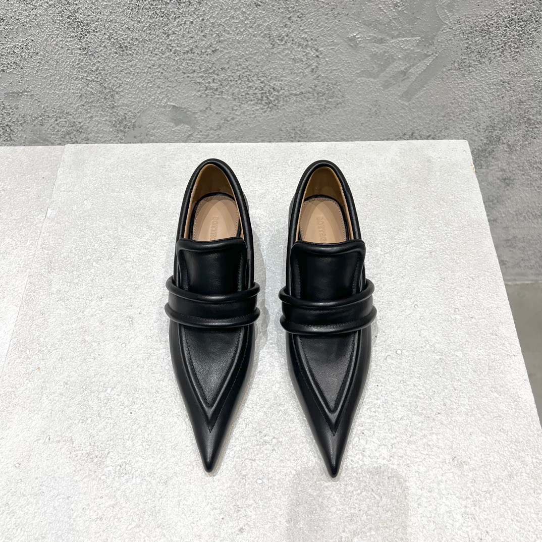 보테가베네타 스파다 펌프스 4.5cm
