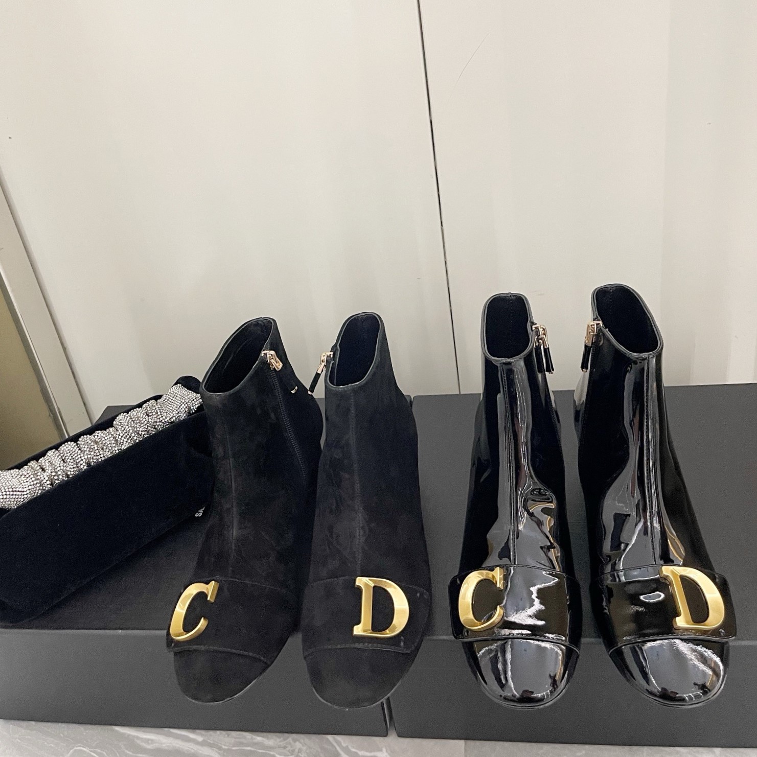 디올 C'EST DIOR 힐 앵클 부츠 5.5cm