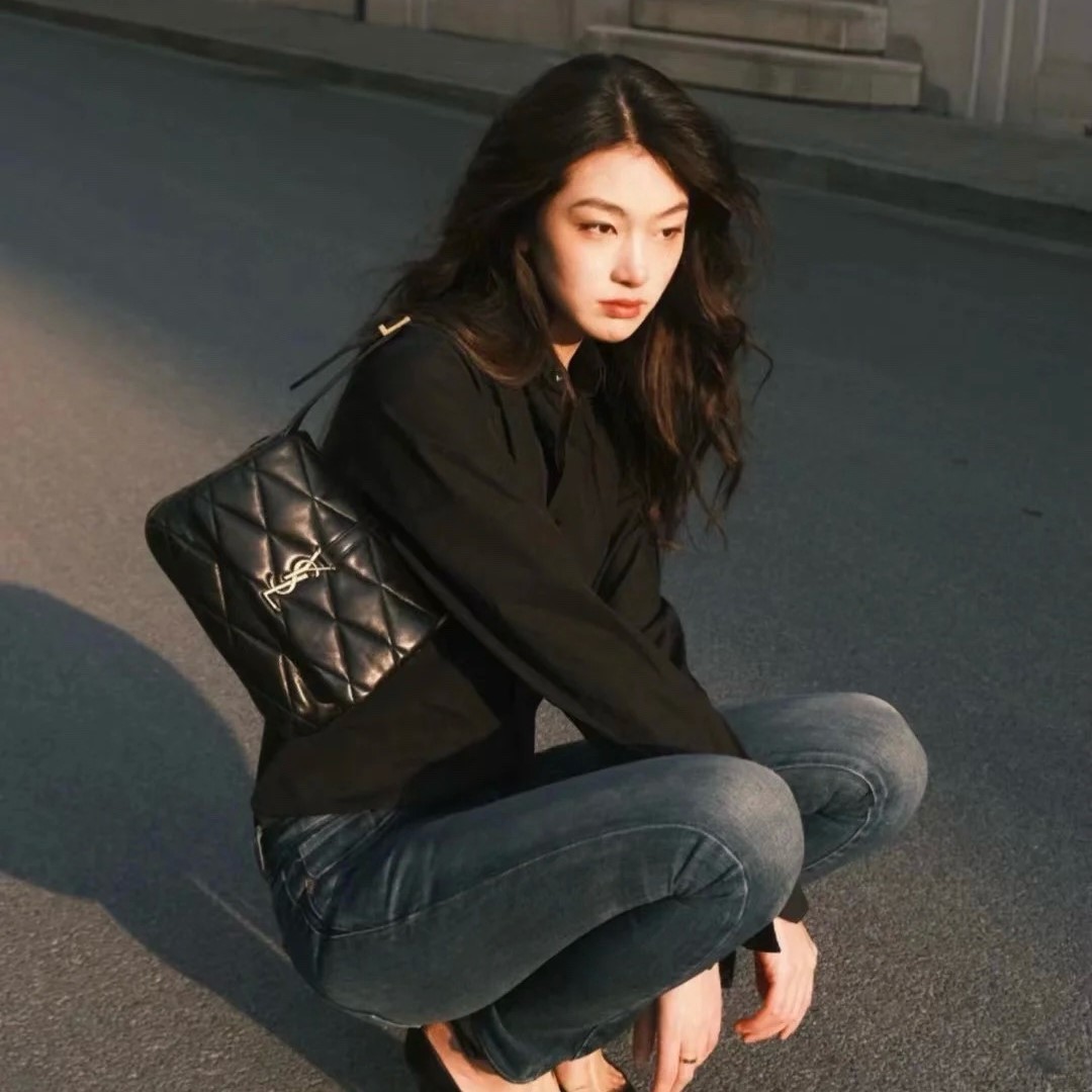 생로랑 LE57 퀼팅 숄더 호보백