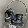 발렌시아가 알레스카 부츠