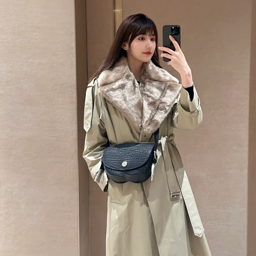 버버리 스몰 체스 숄더 백