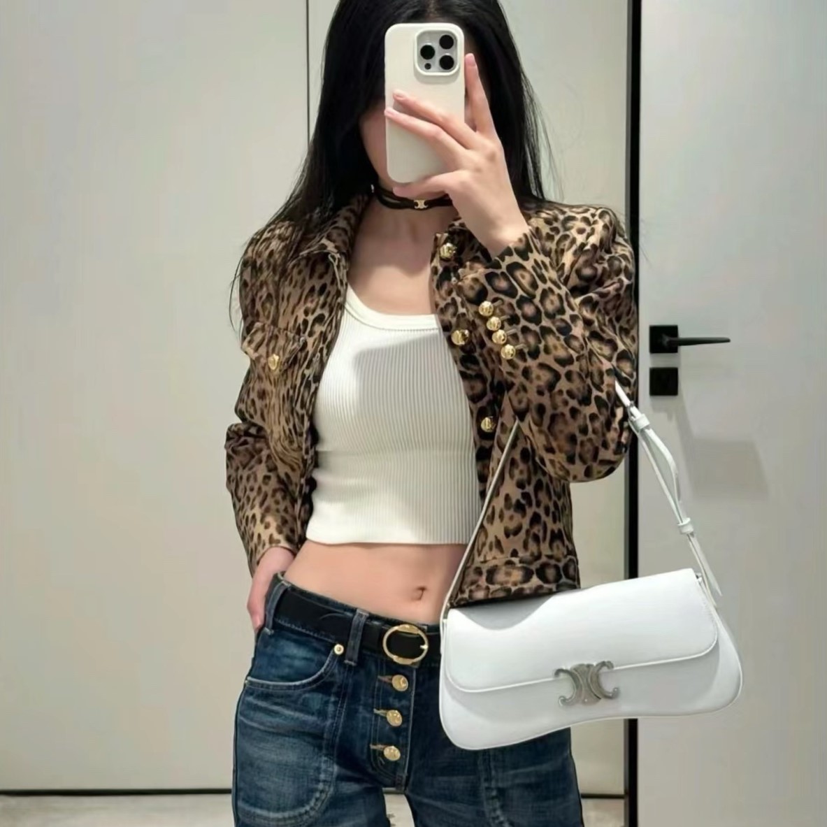 셀린느 미디엄 롤라백