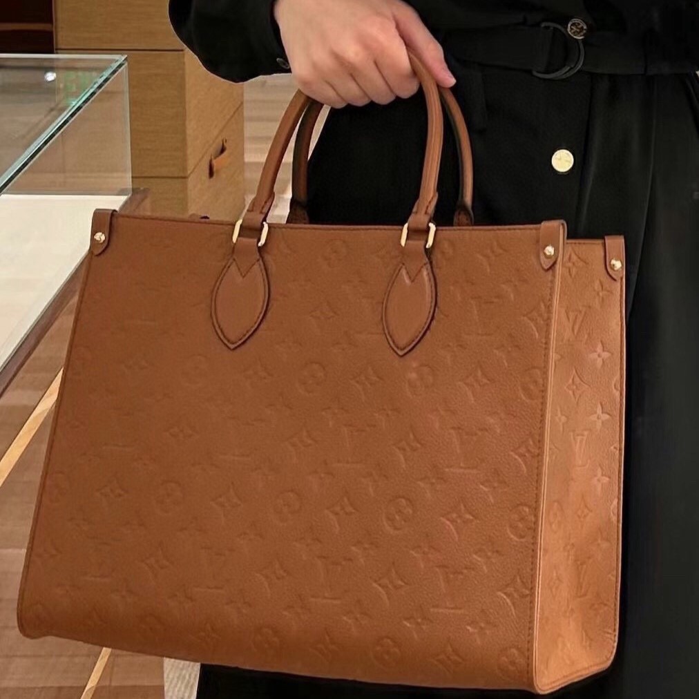 루이비통 온더고 35cm