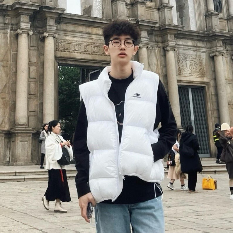 발렌시아가 3b 스포츠 아이콘 패딩조끼