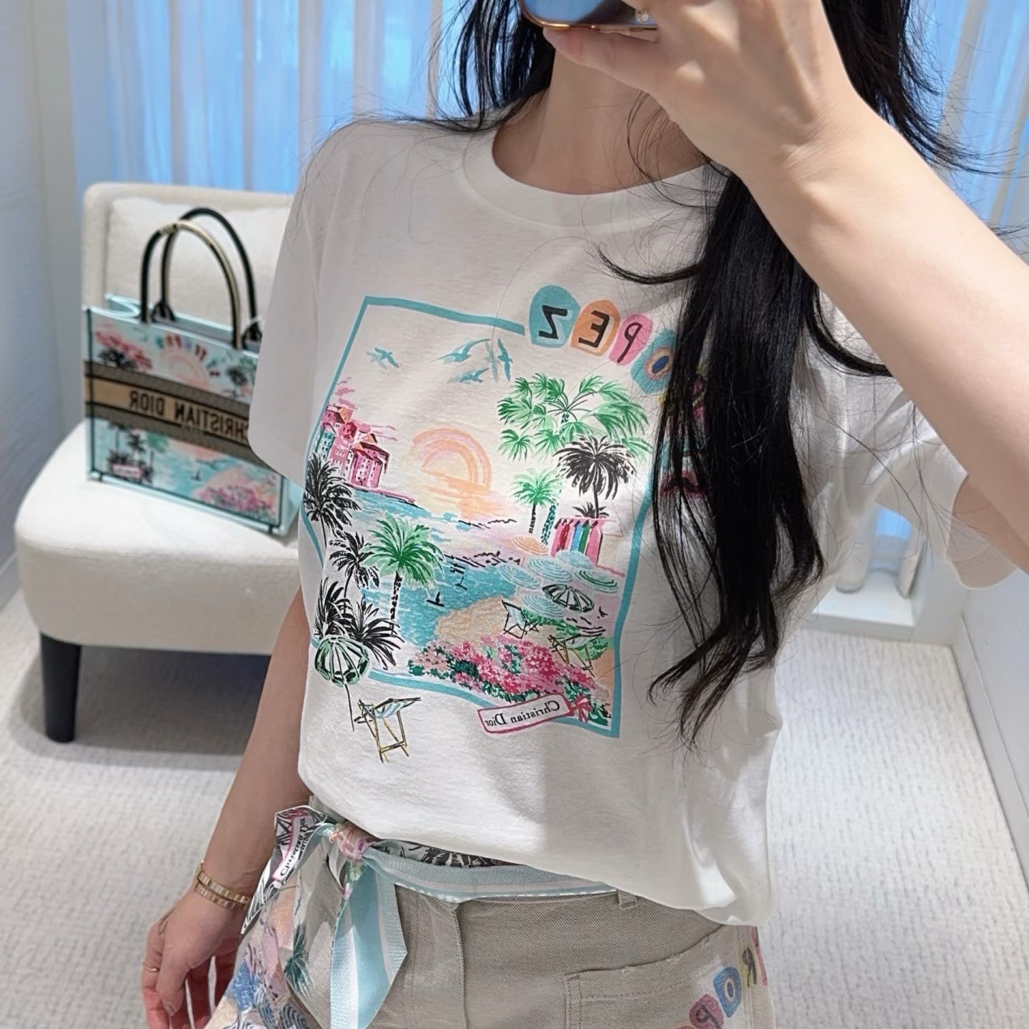 디올 Souvenir 티셔츠
