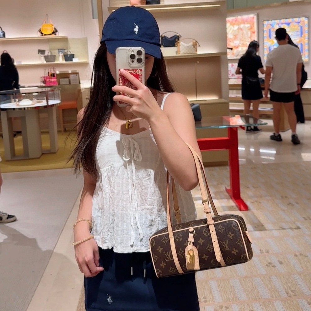 루이비통 행 온