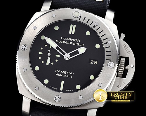 파네라이 PAM305 Submersible TI/LE Blk A7750/P9000 V6 -PN305LLE