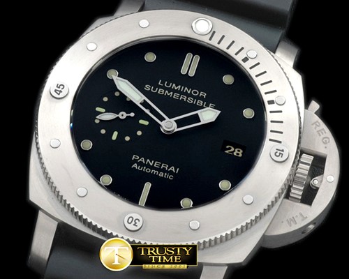 파네라이 Pam 305 Submersible TI/LE Blk A7750/P9000 -PN305LRU