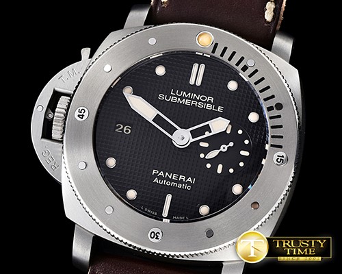 파네라이 PAM569 Submersible TI/LE Blk KSF A2813 23J -PN569LE1